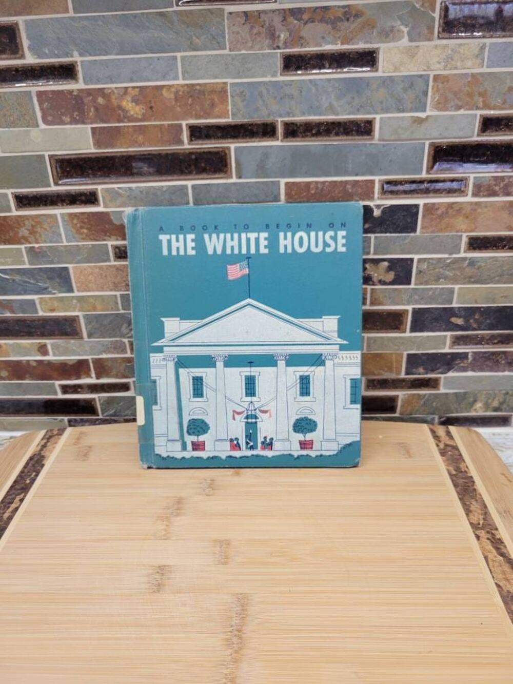 Vintage 1962 The White House A Book To Begin On Mary Kay Phelan Ed Emberley